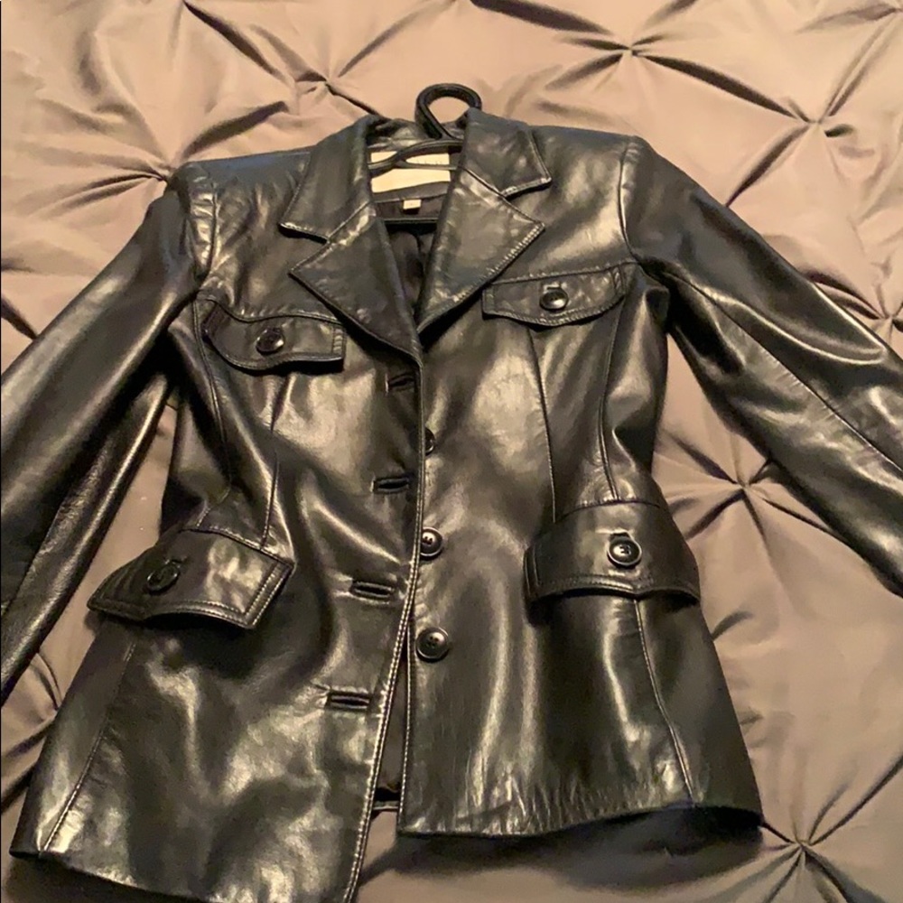 Leather fitted blazer, is petite